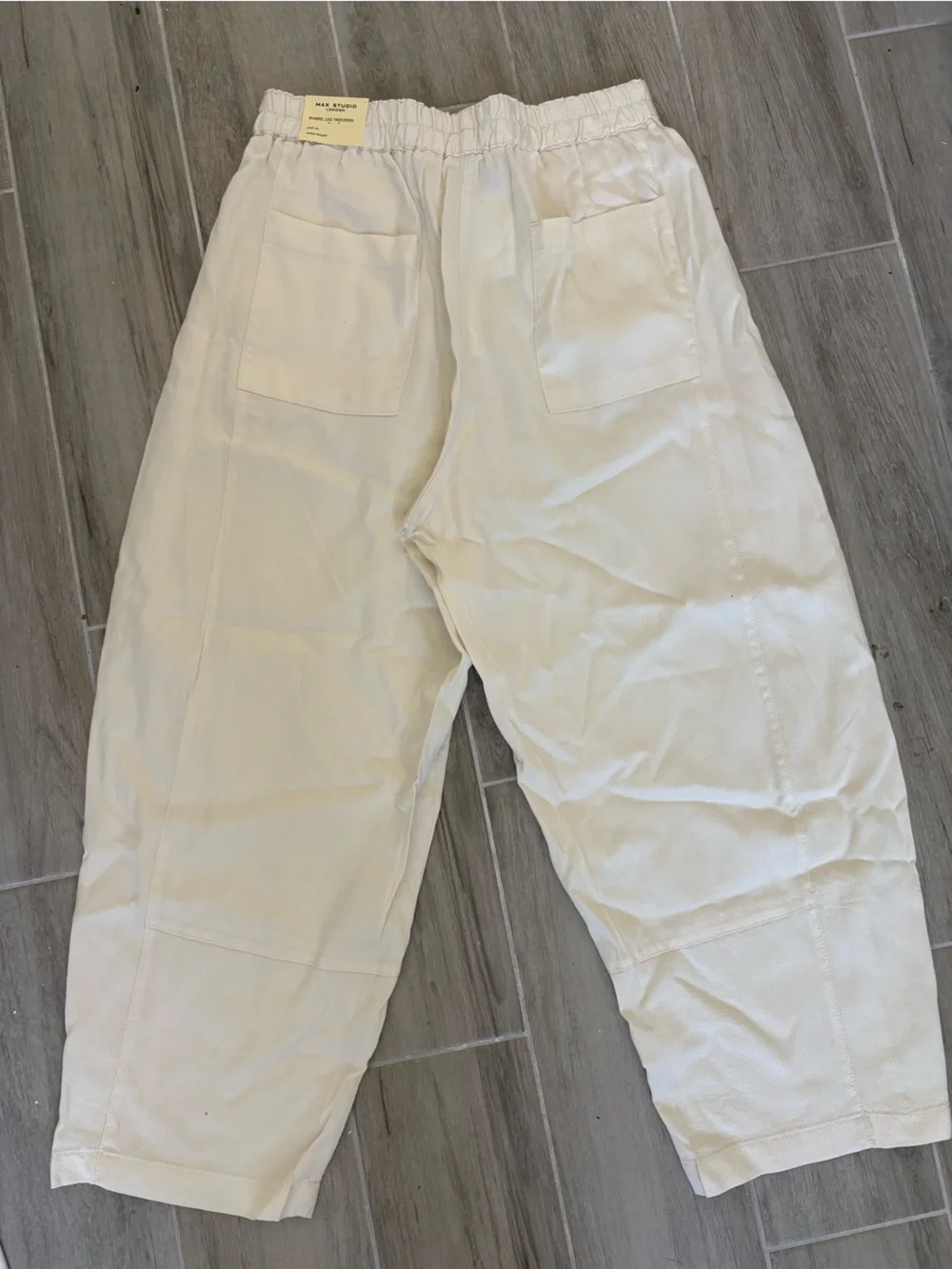 NWT Max Studio London Barrel Leg Trousers Ecru L